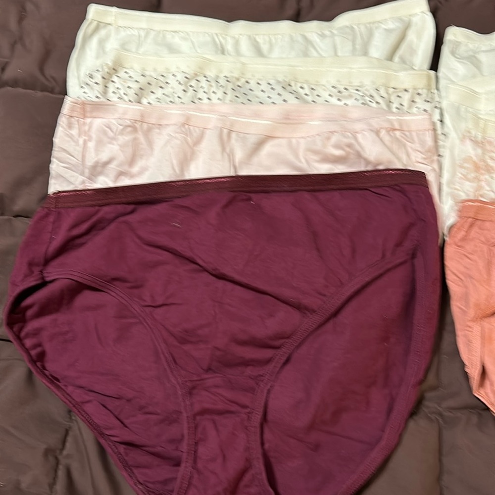 8 Fruit of the Loom. Hi-Cut Women’s Cotton Briefs